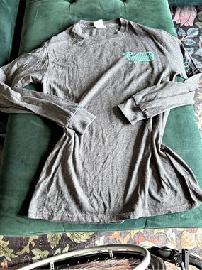 Delta Pro Weight Long Sleeve Folly Beach Whale Graphic Tee Size Small